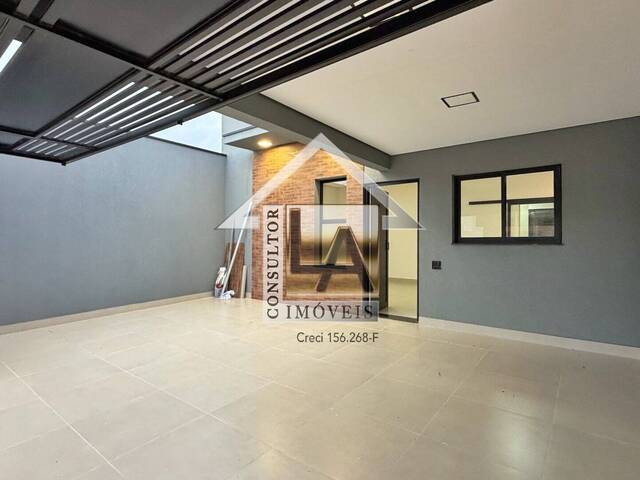 #1077 - Casa para Venda em Indaiatuba - SP