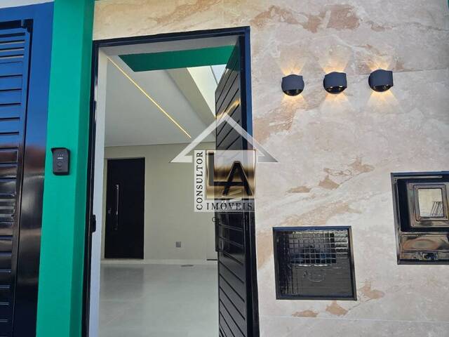 #1093 - Casa para Venda em Indaiatuba - SP - 2