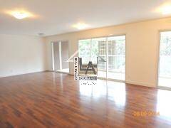 Apartamento à venda com 4 quartos, 241m² - Foto 2