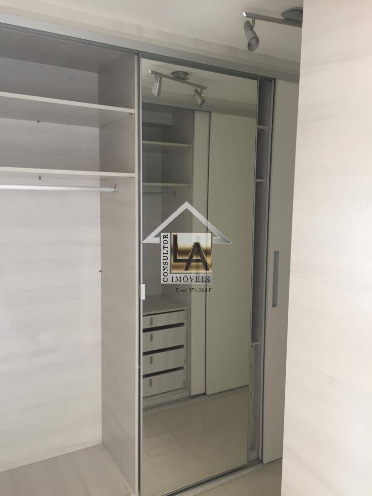 Apartamento à venda com 3 quartos, 130m² - Foto 14