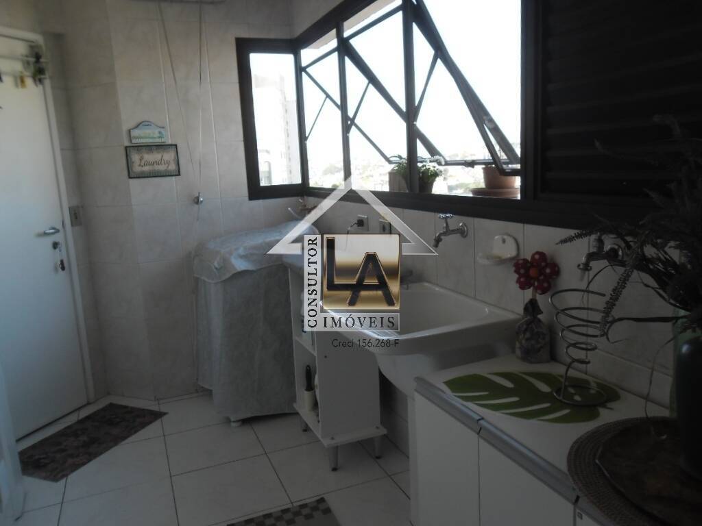 Apartamento à venda com 3 quartos, 130m² - Foto 22