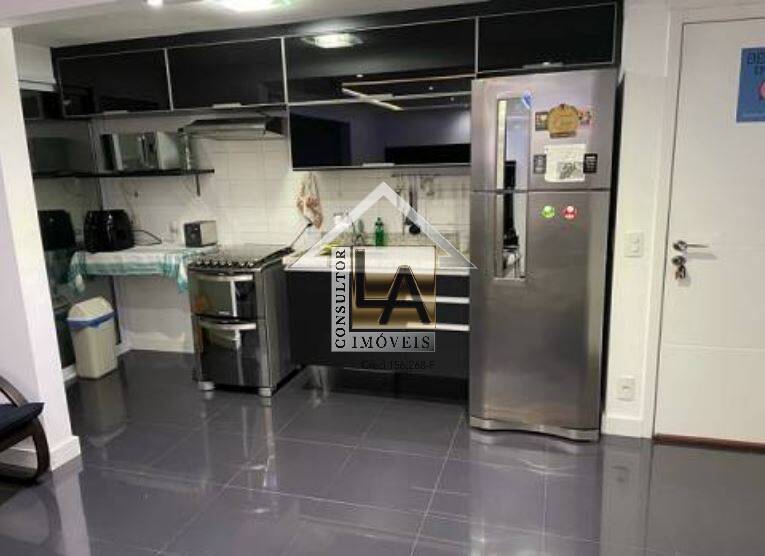 Apartamento à venda com 2 quartos, 65m² - Foto 17