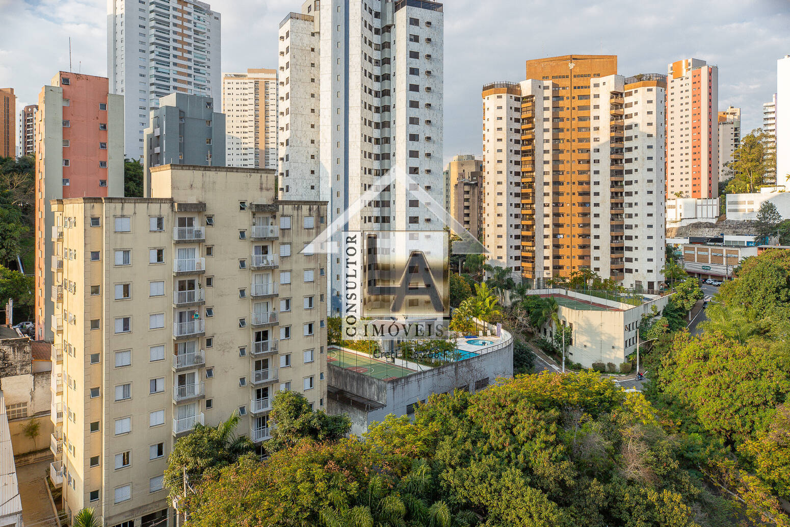 Apartamento à venda com 2 quartos, 72m² - Foto 21
