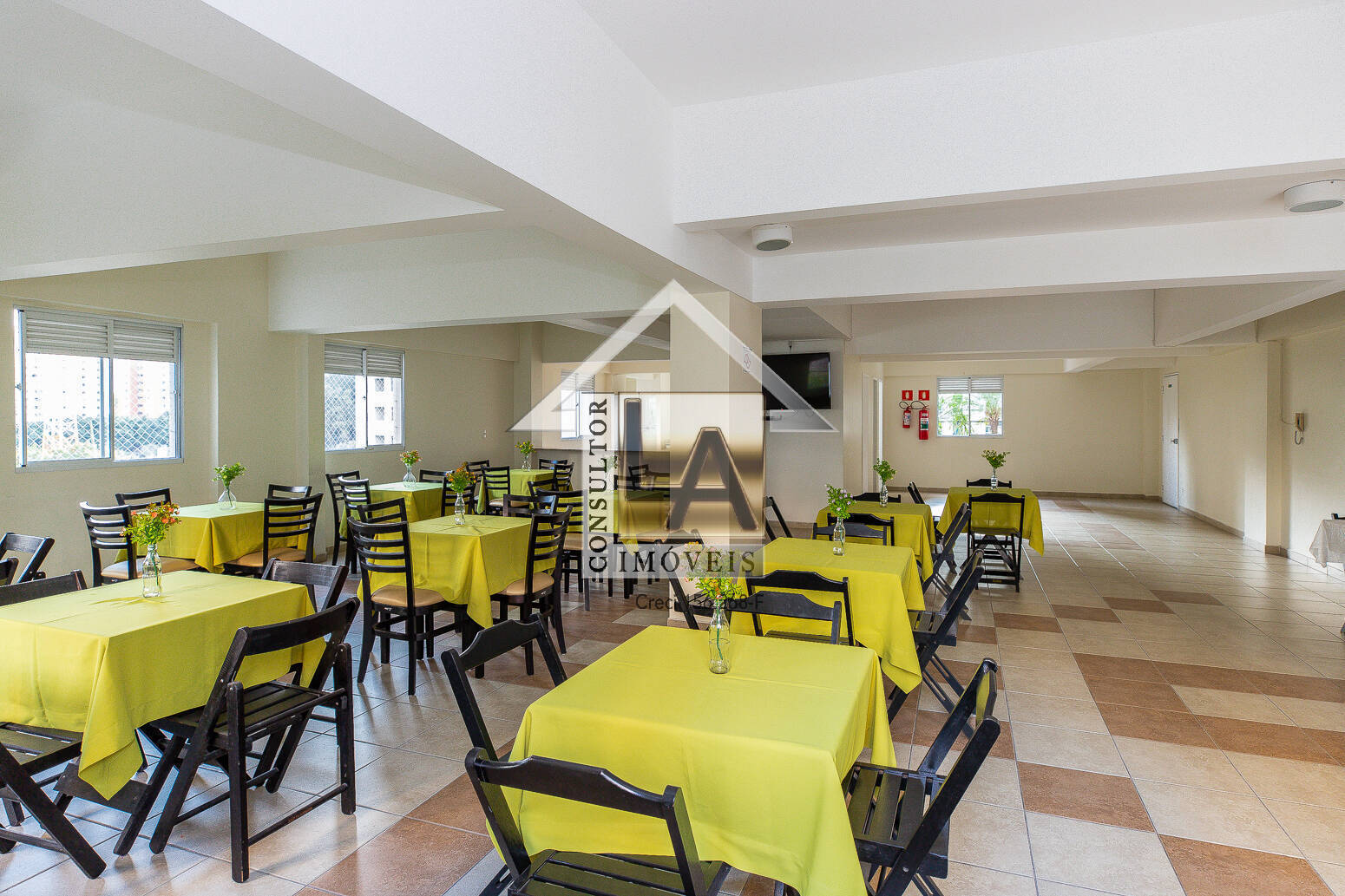 Apartamento à venda com 2 quartos, 72m² - Foto 23