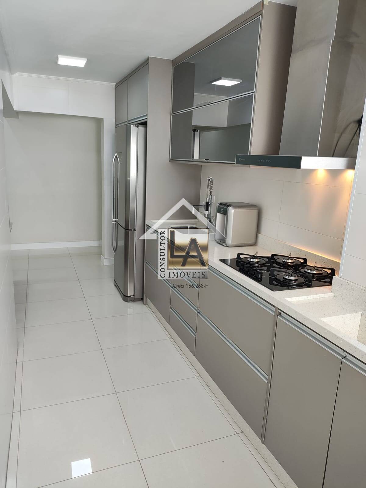 Apartamento à venda com 3 quartos, 85m² - Foto 15