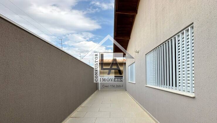 Casa à venda e aluguel com 3 quartos, 164m² - Foto 12