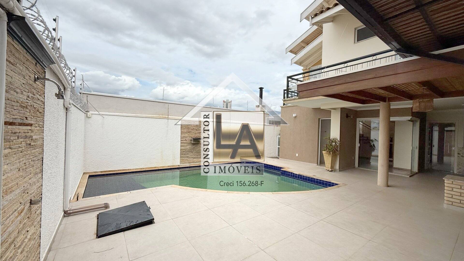 Casa, 3 quartos, 357 m² - Foto 34