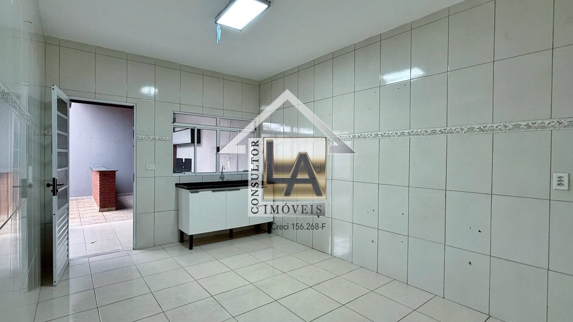 Casa à venda com 2 quartos, 108m² - Foto 9