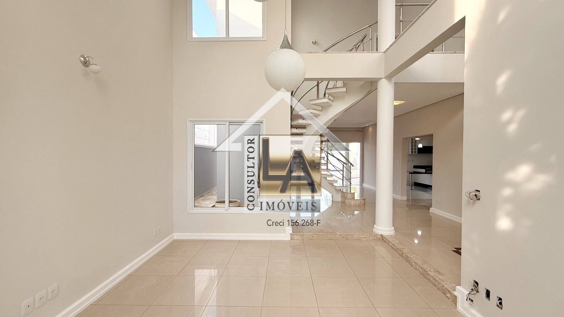 Casa de Condomínio à venda e aluguel com 3 quartos, 322m² - Foto 3