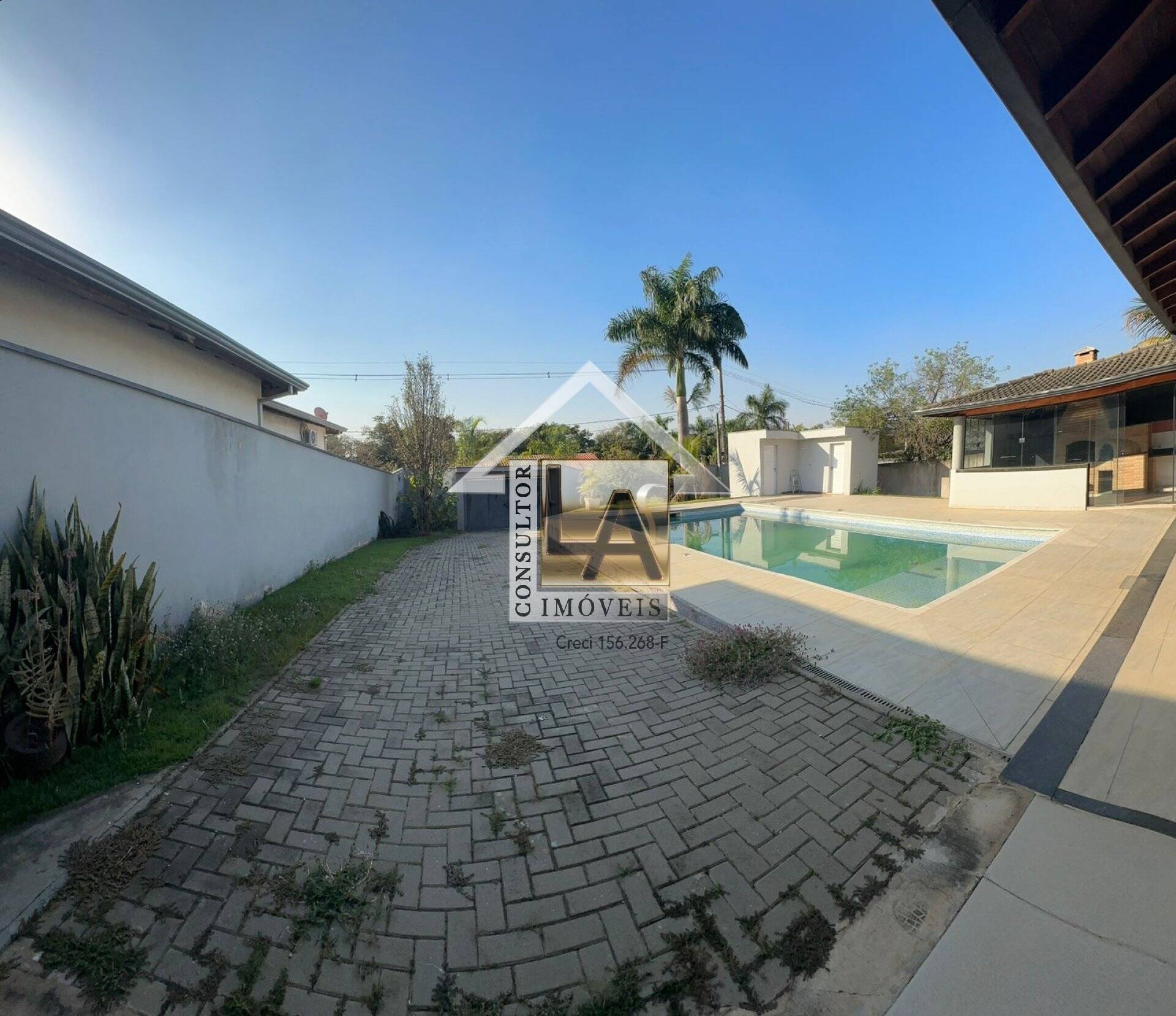 Casa, 3 quartos, 246 m² - Foto 2