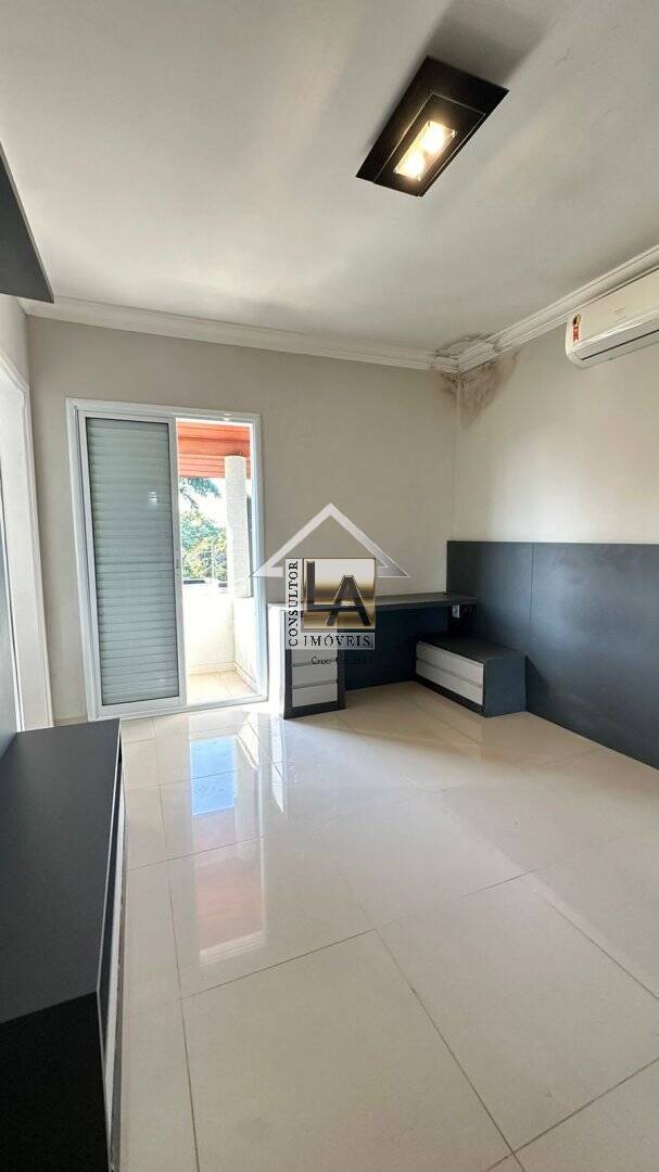 Casa, 3 quartos, 246 m² - Foto 13