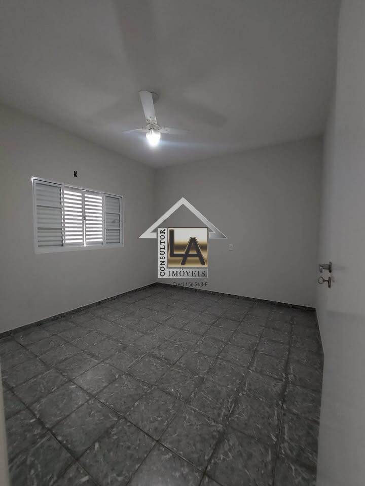 Casa, 4 quartos, 220 m² - Foto 21