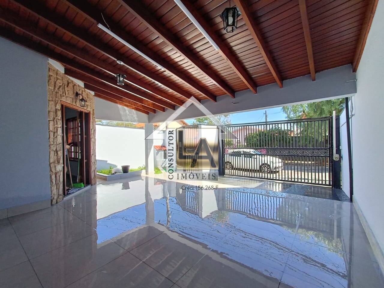 Casa, 3 quartos, 200 m² - Foto 1