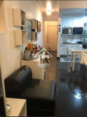 Apartamento à venda com 1 quarto, 45m² - Foto 15